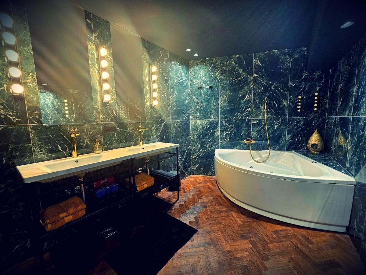 Booza 69 Luxury Rooms Split Extérieur photo